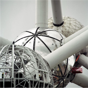 1_Atomium - ©Marie-Françoise Plissart (2).png